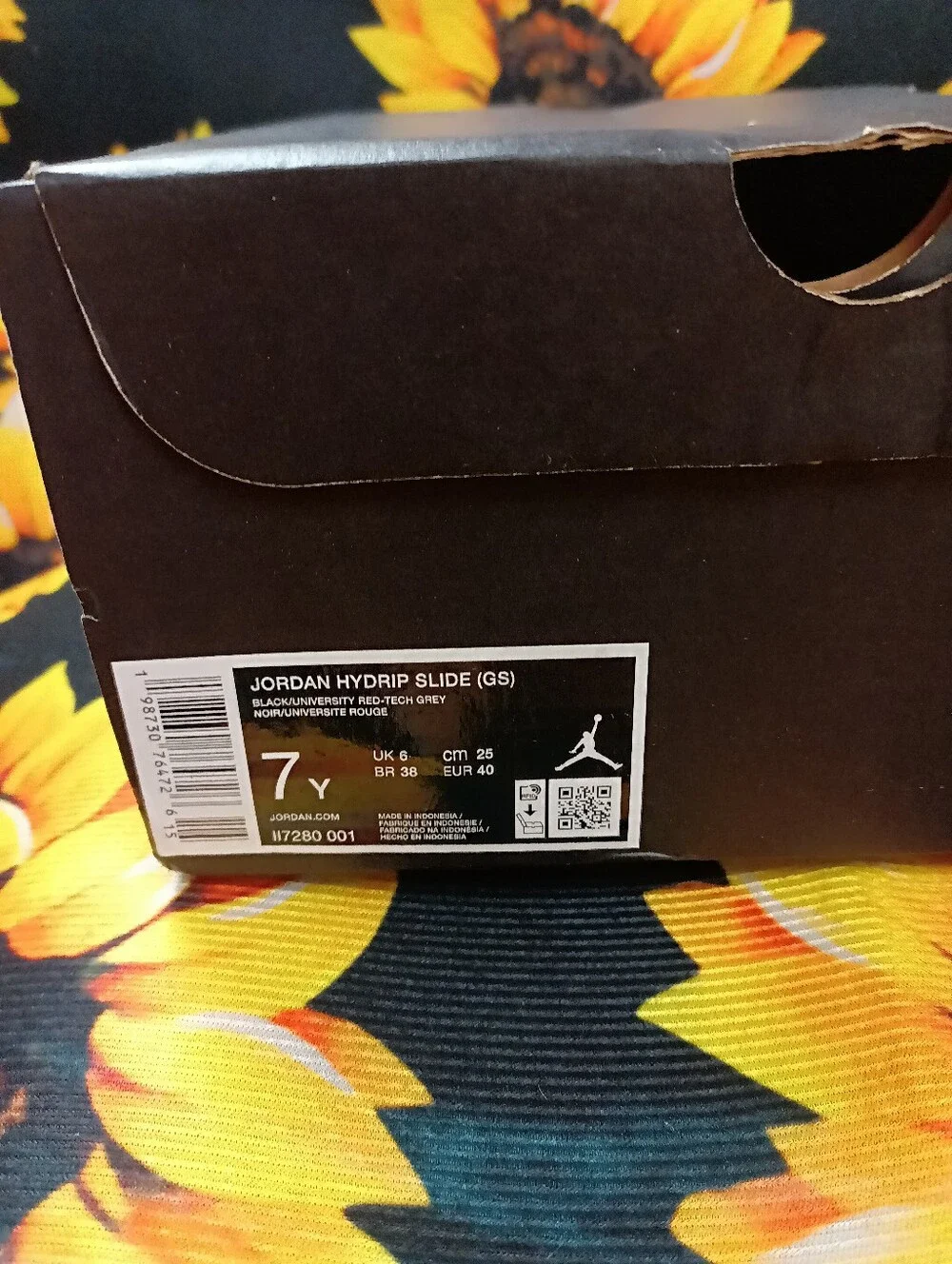Deadstock Jordan Slides